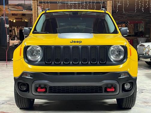 2016 Jeep Renegade Trailhawk