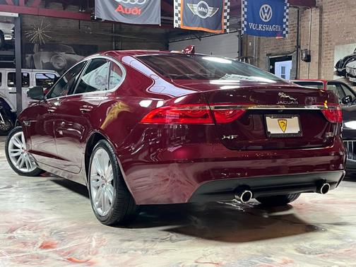 2017 Jaguar XF 35t Prestige