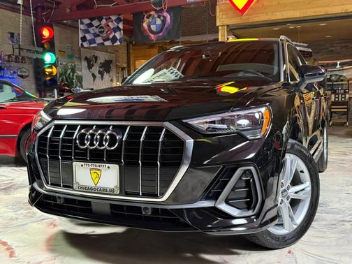 2020 Audi Q3 45 S line Premium