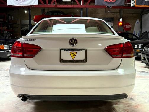 2013 Volkswagen Passat 2.5 SE