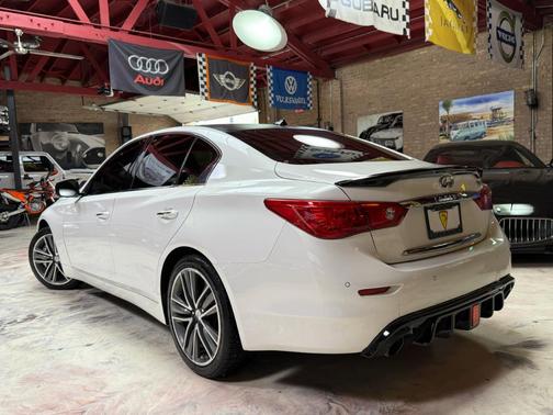 2014 INFINITI Q50 Sport