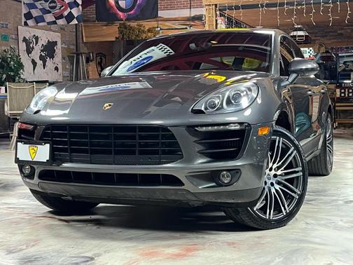 2016 Porsche Macan S