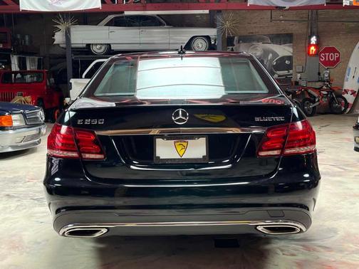 Black 2014 Mercedes-Benz E-Class E 250 BlueTEC 4MATIC