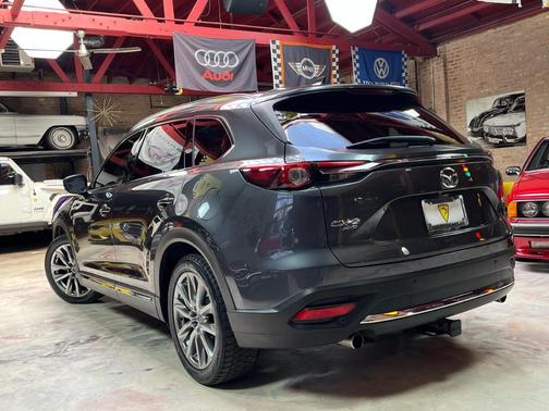 Machine Gray Metallic 2017 Mazda CX-9 Signature