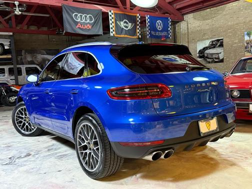 2016 Porsche Macan S