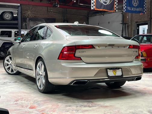 2017 Volvo S90 T6 Inscription