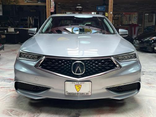 Lunar Silver Metallic 2018 Acura TLX FWD
