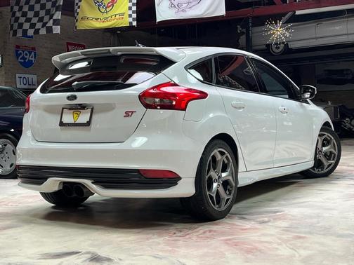 2017 Ford Focus ST Base