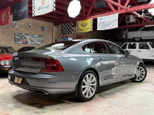 Gray Metallic 2017 Volvo S90 T6 Inscription
