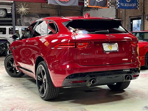 2017 Jaguar F-PACE S