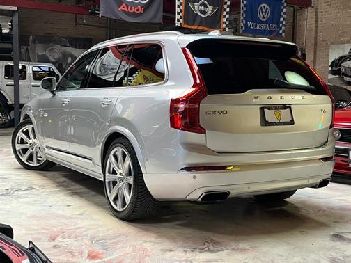 2019 Volvo XC90 T6 Inscription