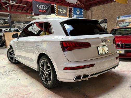 2018 Audi SQ5 3.0T Premium Plus