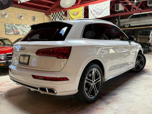2018 Audi SQ5 3.0T Premium Plus