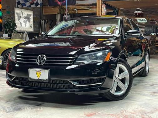 2012 Volkswagen Passat 2.5 SE