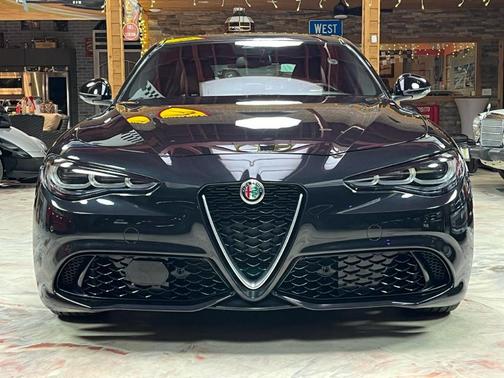 2024 Alfa Romeo Giulia Ti