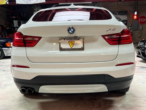 White 2016 BMW X4 xDrive28i
