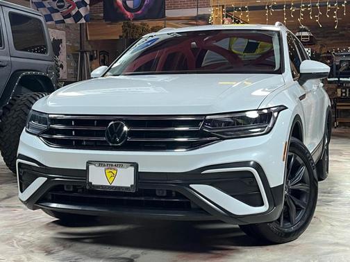 2023 Volkswagen Tiguan 2.0T SE