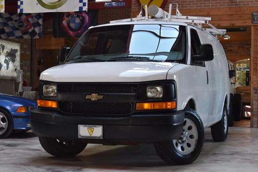 Photo 1 of 32 of 2014 Chevrolet Express 1500 Work Van