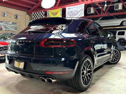 2017 Porsche Macan S
