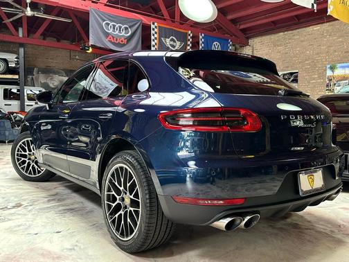2017 Porsche Macan S