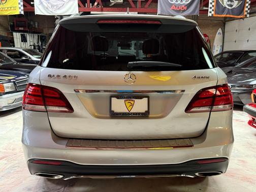 Silver 2016 Mercedes-Benz GLE-Class GLE 400 4MATIC