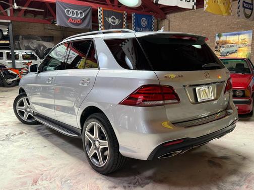 2016 Mercedes-Benz GLE-Class GLE 400 4MATIC