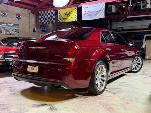 2017 Chrysler 300C Base