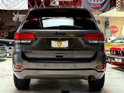 2017 Jeep Grand Cherokee Laredo