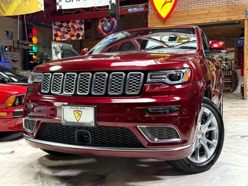 2020 Jeep Grand Cherokee Summit