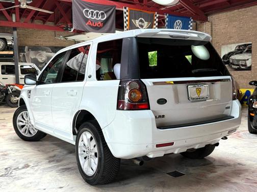 2013 Land Rover LR2 Base