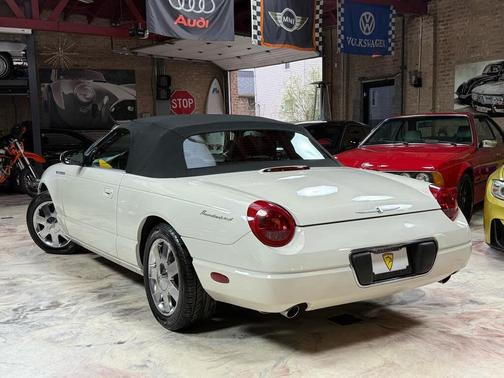 Whisper White 2002 Ford Thunderbird Premium