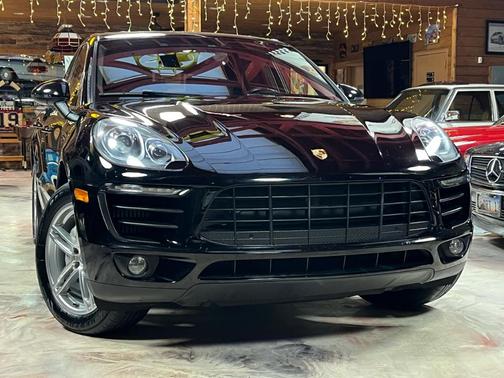 2017 Porsche Macan S