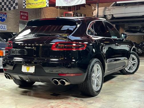 2017 Porsche Macan S