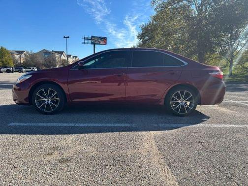2016 Toyota Camry XSE