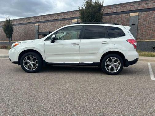 2016 Subaru Forester 2.5i Touring