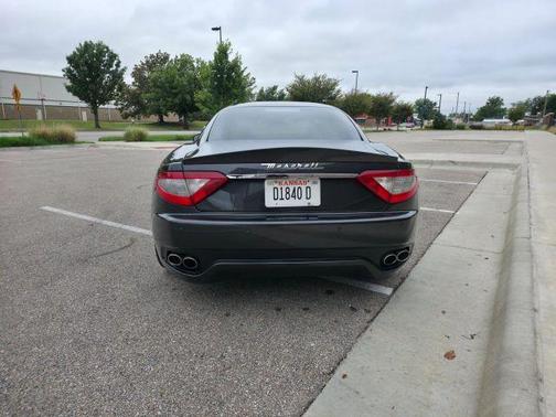 2009 Maserati GranTurismo Base