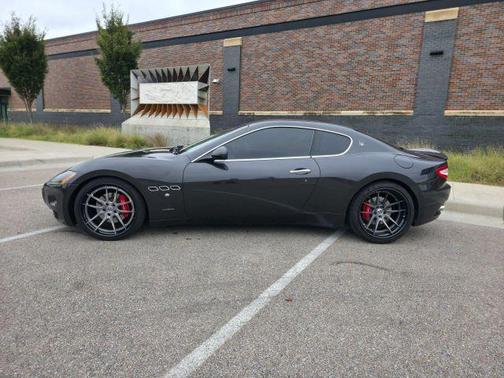 2009 Maserati GranTurismo Base