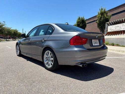 2011 BMW 328 i