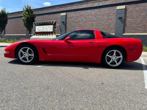 2003 Chevrolet Corvette Base