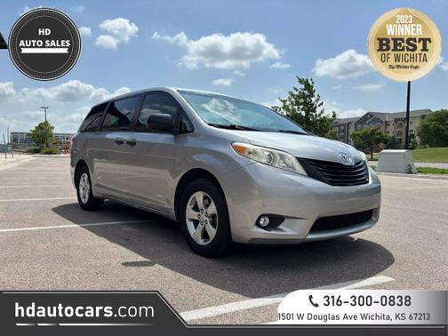 2012 Toyota Sienna LE