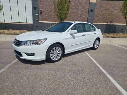 White 2015 Honda Accord Touring