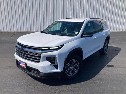 2025 Chevrolet Traverse LT