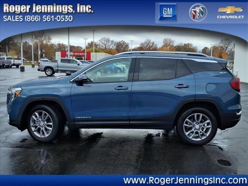 2024 GMC Terrain SLT