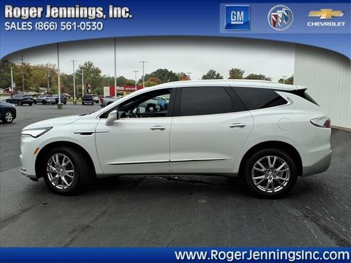 2024 Buick Enclave Essence