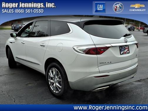 2024 Buick Enclave Essence