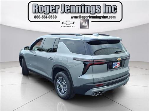 Sterling Gray Metallic 2025 Chevrolet Traverse LT