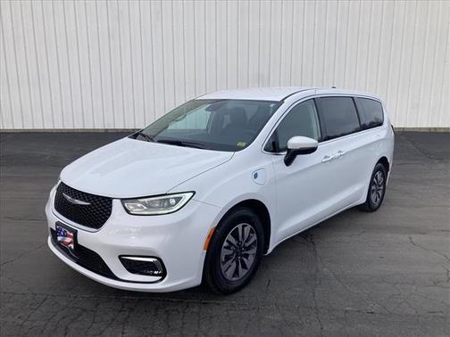 2023 Chrysler Pacifica Hybrid Touring L