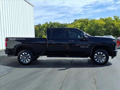 2023 Chevrolet Silverado 2500 Custom