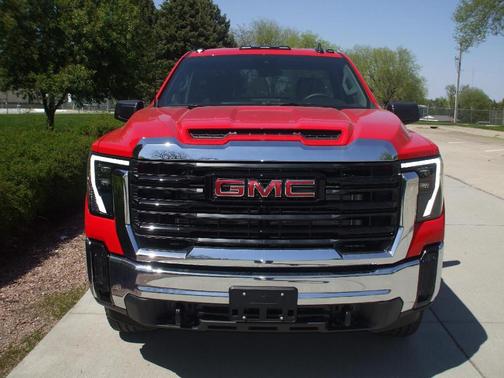 2025 GMC Sierra 3500 Pro