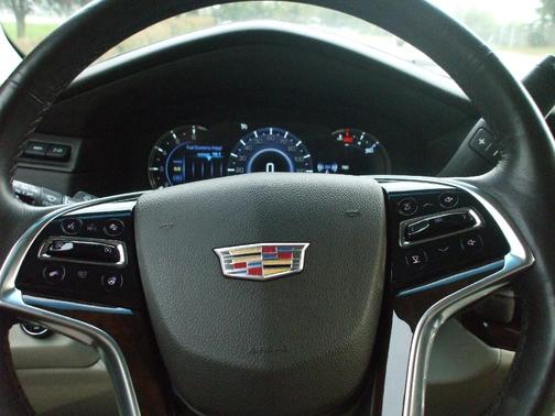 2016 Cadillac Escalade Luxury